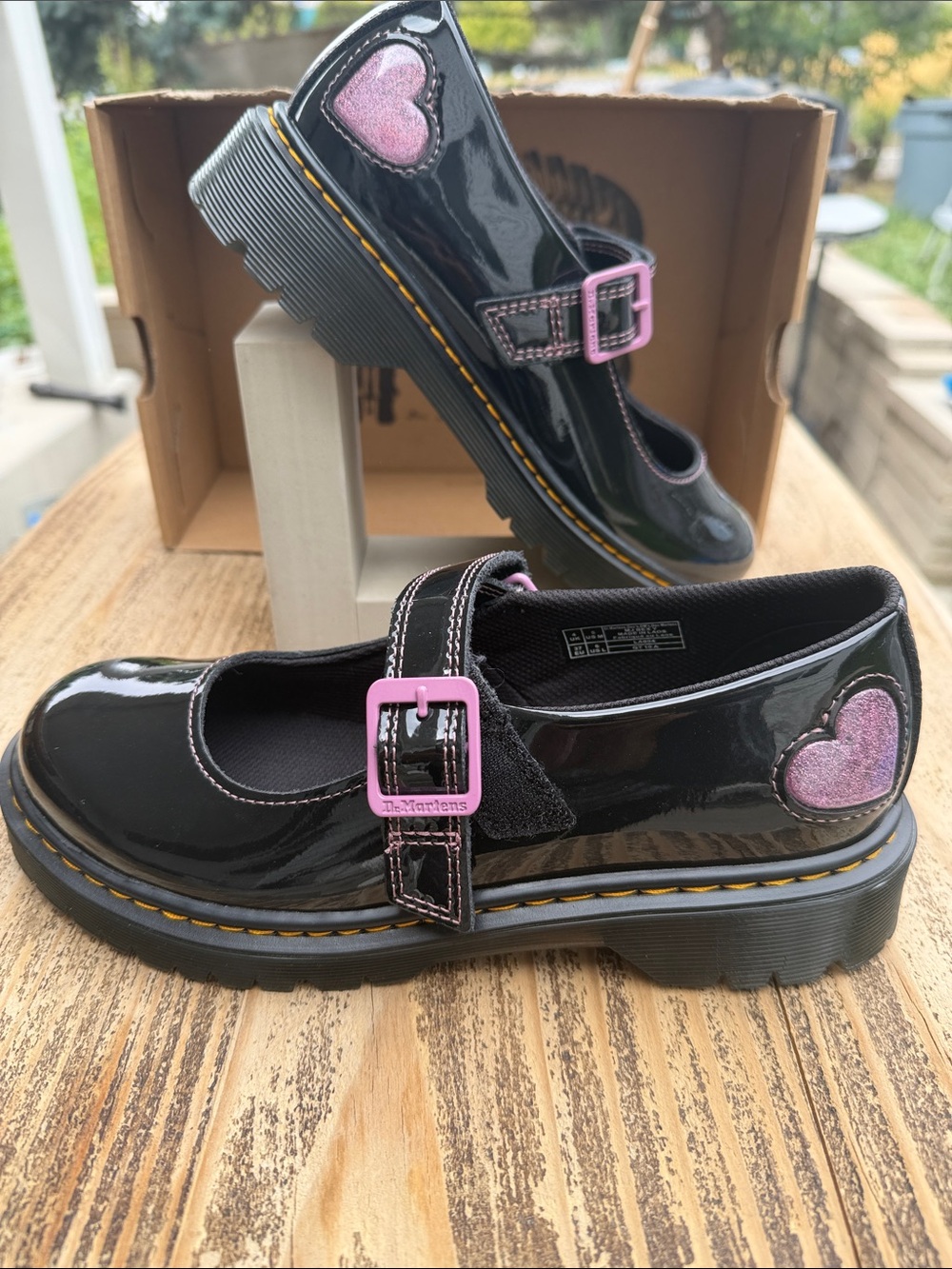 Dr Martin’s Mary Jane Bex Y (Big Kid) size 6